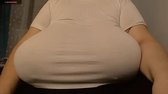 SenzualHotM online show from February 7, 6:02 pm