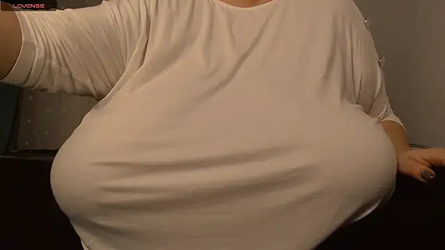 SenzualHotM online show from February 8, 7:27 pm