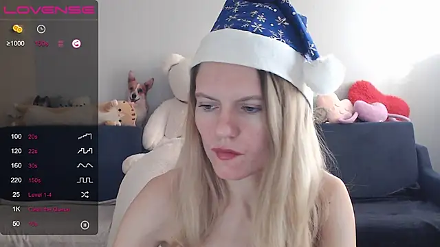 Snapshot of night_is_dark chatting on December 29, 10:23 am night is dark online show from December 29, 10:23 am