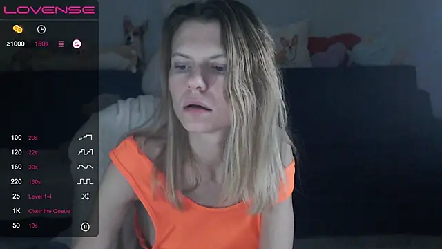 Snapshot of night_is_dark chatting on January 9, 6:26 pm night is dark online show from January 9, 6:26 pm