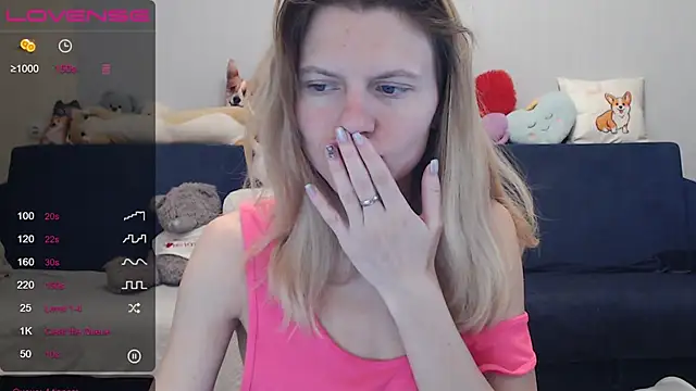 Snapshot of night_is_dark chatting on January 26, 7:31 pm night is dark online show from January 26, 7:31 pm