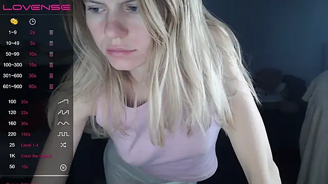 Snapshot of night_is_dark chatting on February 9, 11:57 pm night is dark online show from February 9, 11:57 pm