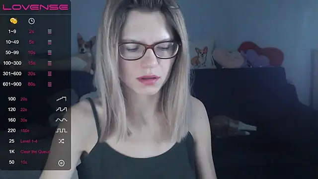 Snapshot of night_is_dark chatting on February 15, 11:58 pm night is dark online show from February 15, 11:58 pm