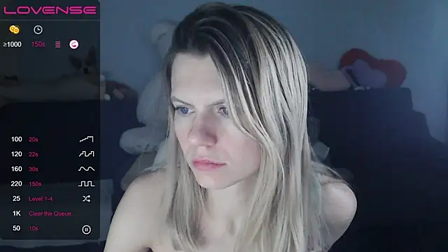 Snapshot of night_is_dark chatting on February 26, 12:38 am night is dark online show from February 26, 12:38 am