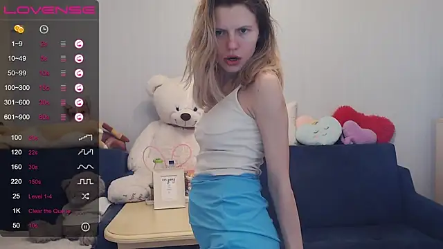 Snapshot of night_is_dark chatting on March 5, 4:02 pm night is dark online show from March 5, 4:02 pm