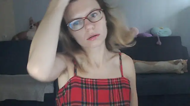 Snapshot of night_is_dark chatting on September 22, 11:34 am night is dark online show from September 22, 11:34 am