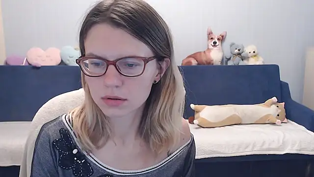 Snapshot of night_is_dark chatting on October 24, 4:03 pm night is dark online show from October 24, 4:03 pm