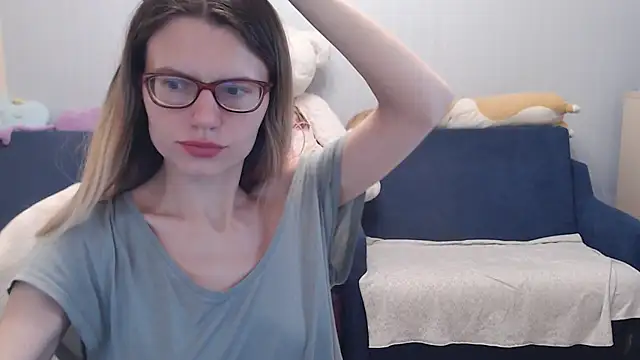 Snapshot of night_is_dark chatting on November 9, 5:22 pm night is dark online show from November 9, 5:22 pm