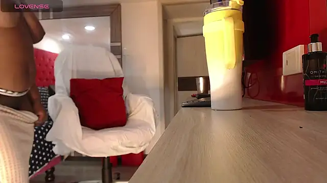 Snapshot of TamyJhonson chatting on March 7, 12:45 pm TamyJhonson online show from March 7, 12:45 pm