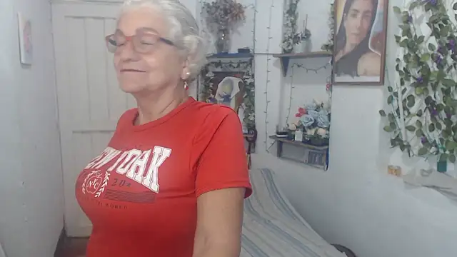 FunnyGrandma online show from September 21, 1:40 am