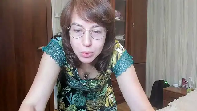 ClassyLiza online show from January 5, 5:30 pm