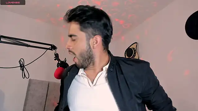 aydan hw online show from March 6, 9:09 pm