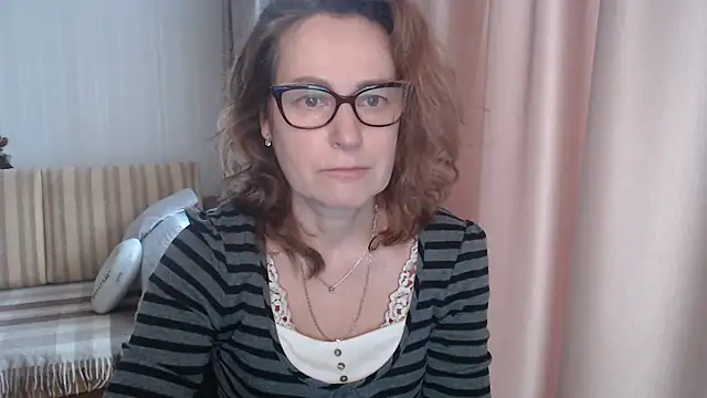 lauraoven online show from February 17, 9:24 am