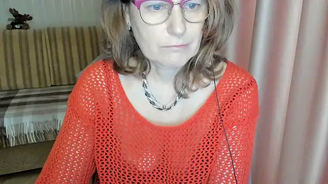 lauraoven online show from March 13, 10:26 am