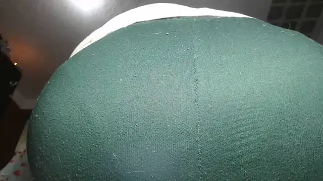 prettyangelsquirt online show from January 24, 10:30 pm