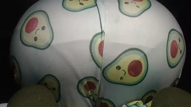 prettyangelsquirt online show from October 11, 9:35 pm