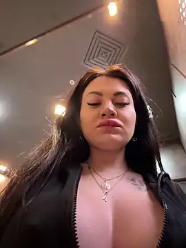 Wet  Bunny online show from February 5, 6:35 am