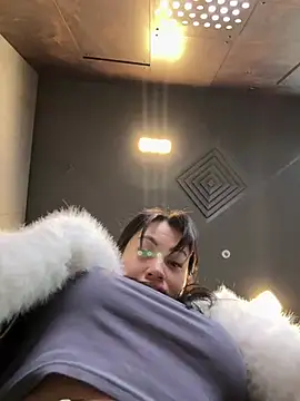 Wet  Bunny online show from February 7, 9:37 am