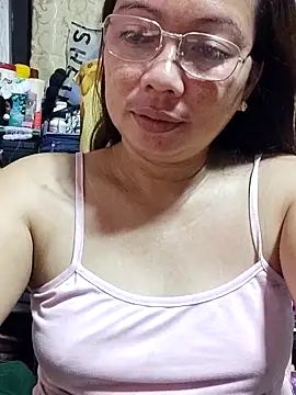 asianwet4u online show from February 23, 9:37 pm