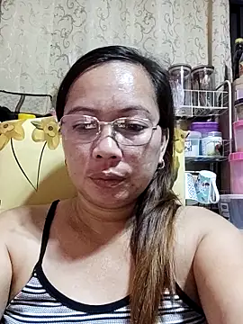 asianwet4u online show from March 18, 10:04 pm