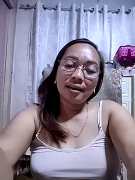 asianwet4u online show from October 8, 8:45 am