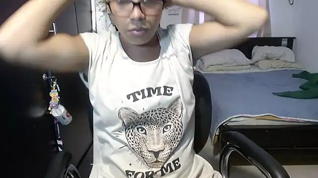 sensual nataliee online show from January 13, 5:55 pm