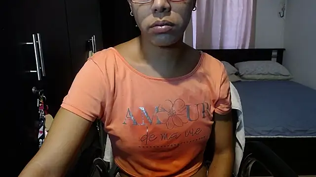 sensual nataliee online show from January 14, 4:18 pm