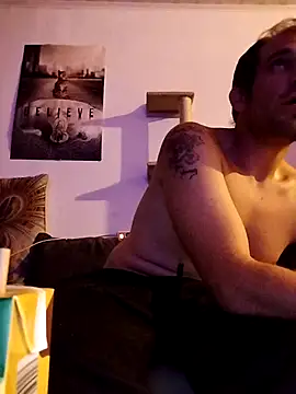 Codymc89 online show from September 15, 10:32 pm