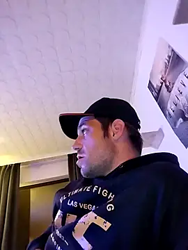 Codymc89 online show from September 18, 11:18 pm