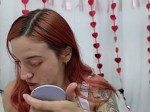 ninaa fox online show from September 22, 5:04 pm