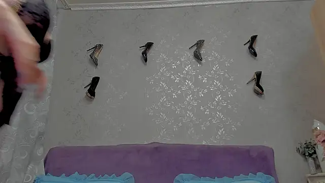 emilianna666 online show from January 8, 1:09 pm