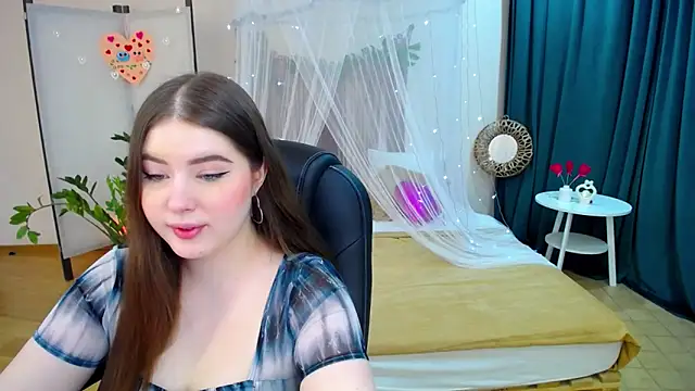 NicoleFoxery online show from February 28, 6:20 pm