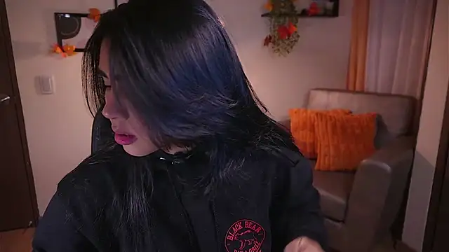 Snapshot of Isabella_dior chatting on October 25, 3:29 pm Isabella dior online show from October 25, 3:29 pm