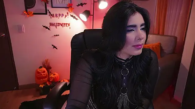 Snapshot of Isabella_dior chatting on October 29, 3:36 pm Isabella dior online show from October 29, 3:36 pm