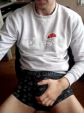 MlodyDres online show from January 6, 8:46 am