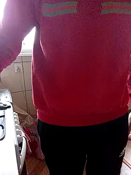 MlodyDres online show from February 7, 7:40 am