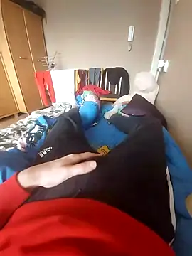 MlodyDres online show from February 14, 10:38 am