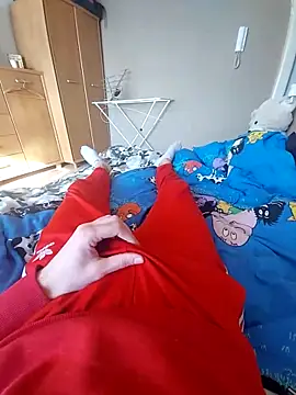 MlodyDres online show from February 19, 11:28 am