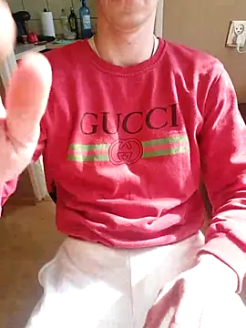 MlodyDres online show from March 19, 11:39 am