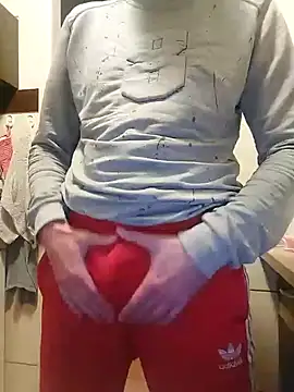 MlodyDres online show from October 2, 8:05 pm