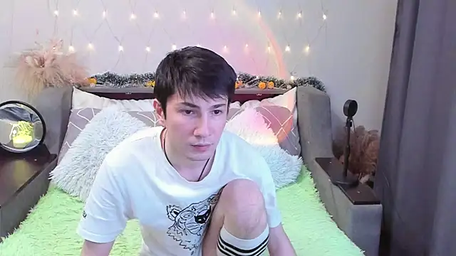 Snapshot of Yumi_steve chatting on November 18, 4:44 pm Yumi steve online show from November 18, 4:44 pm