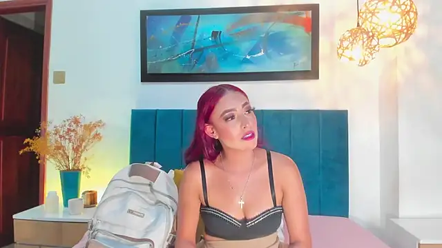 Snapshot of JupiteFox chatting on March 9, 12:00 am JupiteFox online show from March 9, 12:00 am