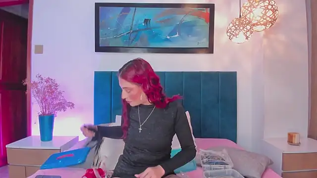 Snapshot of JupiteFox chatting on September 30, 12:59 am JupiteFox online show from September 30, 12:59 am