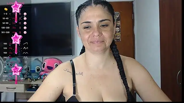 selena ferri online show from December 4, 7:56 pm