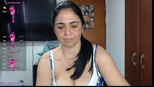 selena ferri online show from February 13, 7:42 pm