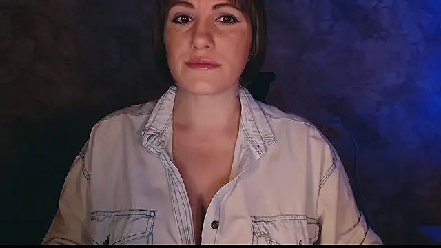 Snapshot of _letty_ chatting on March 13, 9:16 pm letty online show from March 13, 9:16 pm