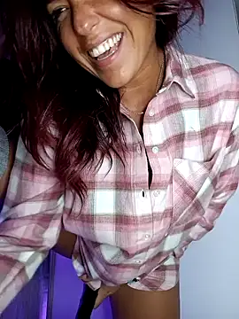 Snapshot of allyson22andy chatting on December 6, 7:12 pm allyson22andy online show from December 6, 7:12 pm