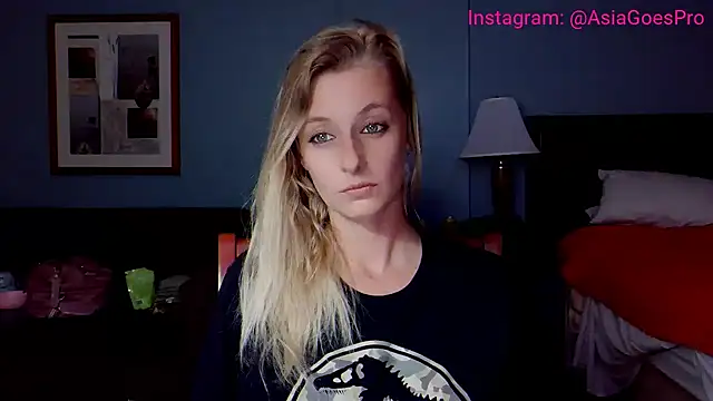 Snapshot of AsiaGoesPro chatting on September 24, 2:15 am AsiaGoesPro online show from September 24, 2:15 am