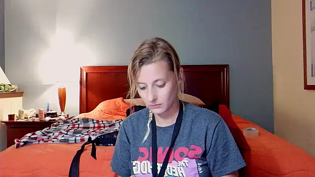 Snapshot of AsiaGoesPro chatting on October 4, 2:09 am AsiaGoesPro online show from October 4, 2:09 am