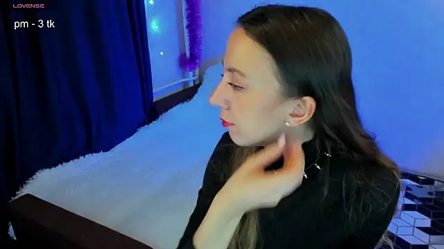 CurlySteph online show from January 11, 6:23 pm